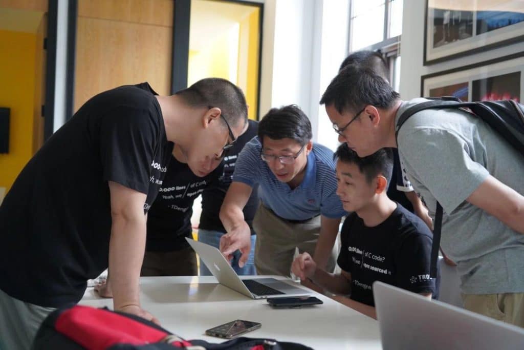 我为何要开发一个专用的物联网大数据平台，还开源它？ - loveini Database 时序数据库